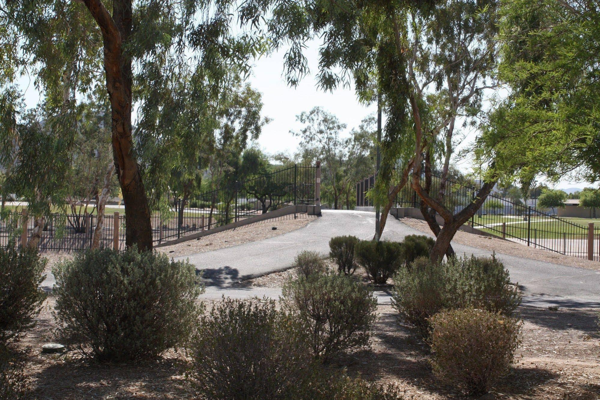 Sonesta Simply Suites Phoenix Glendale Esterno foto