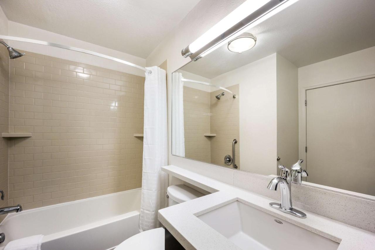 Sonesta Simply Suites Phoenix Glendale Esterno foto